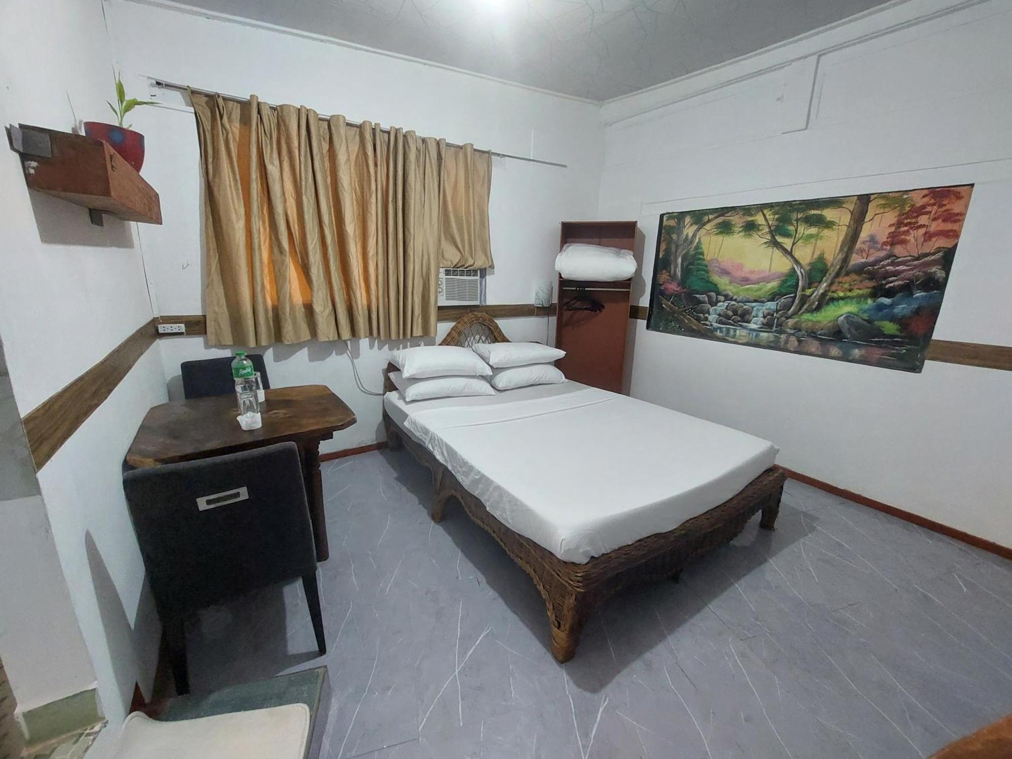 Larmar Bed And Breakfast Puerto Princesa Exteriör bild
