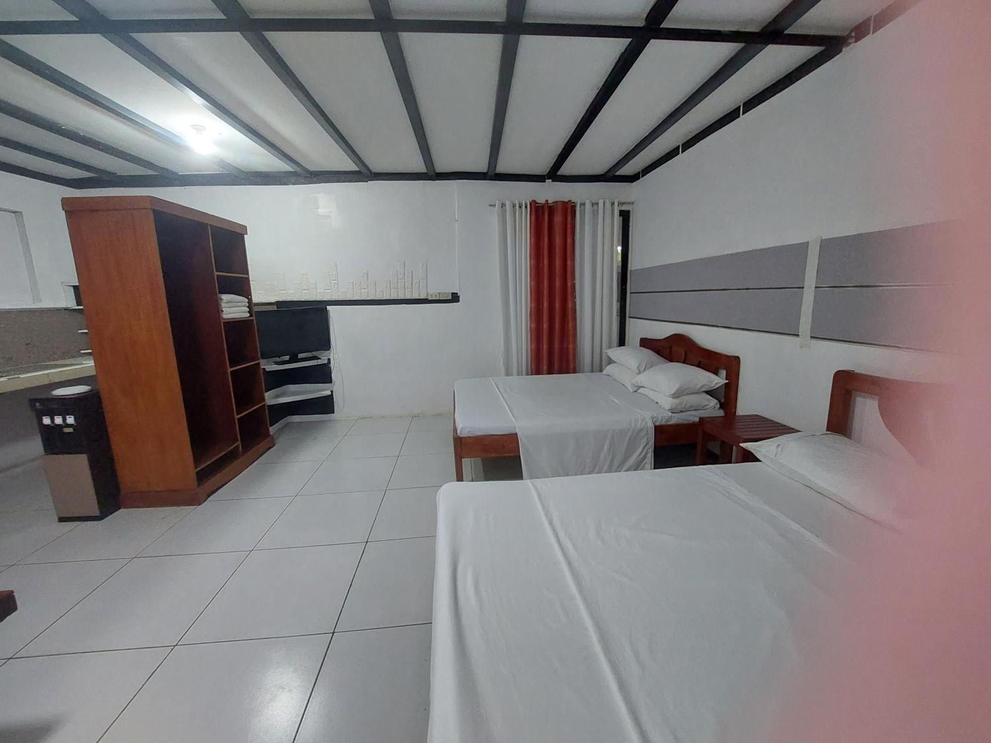 Larmar Bed And Breakfast Puerto Princesa Exteriör bild