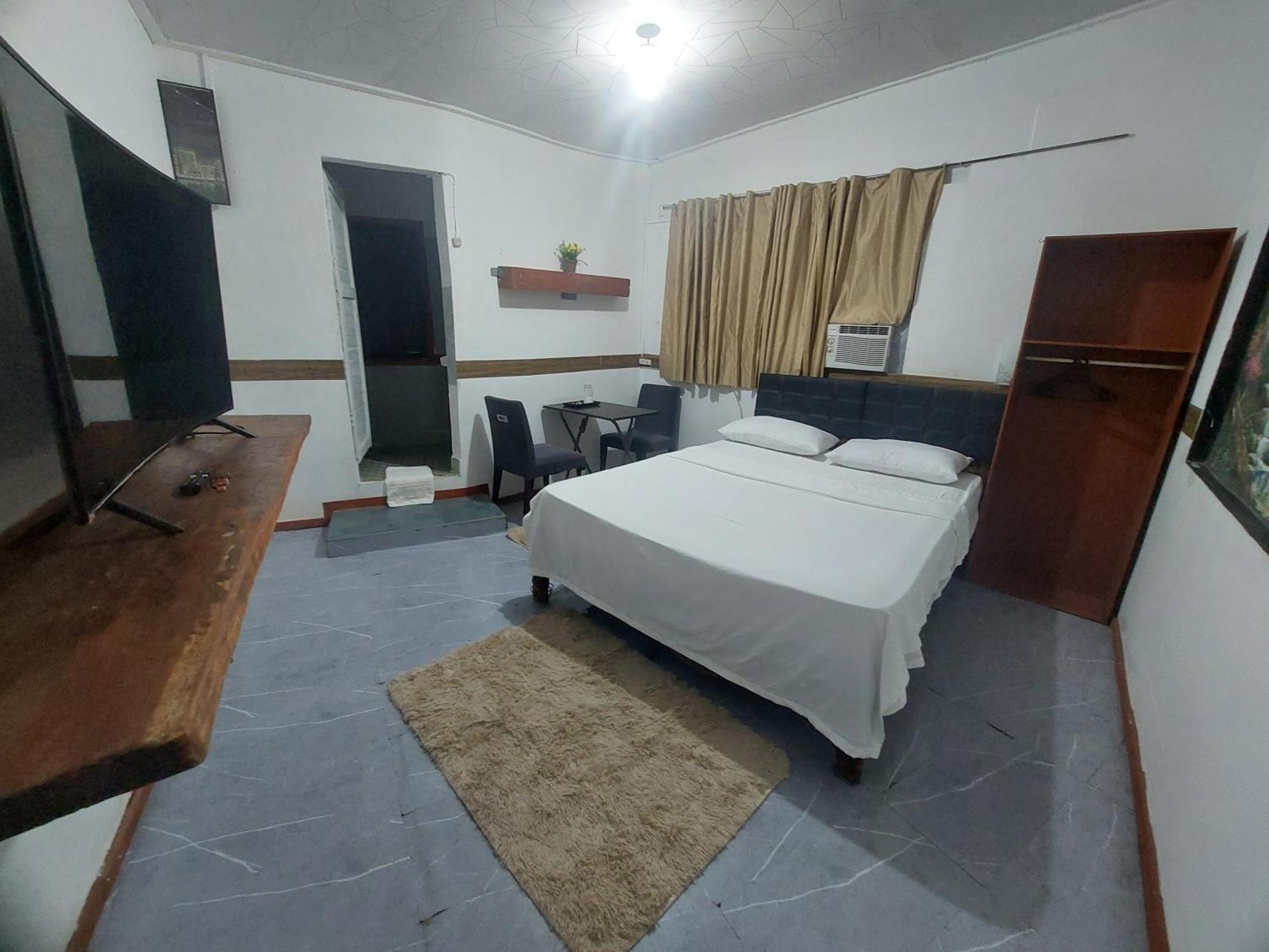 Larmar Bed And Breakfast Puerto Princesa Exteriör bild