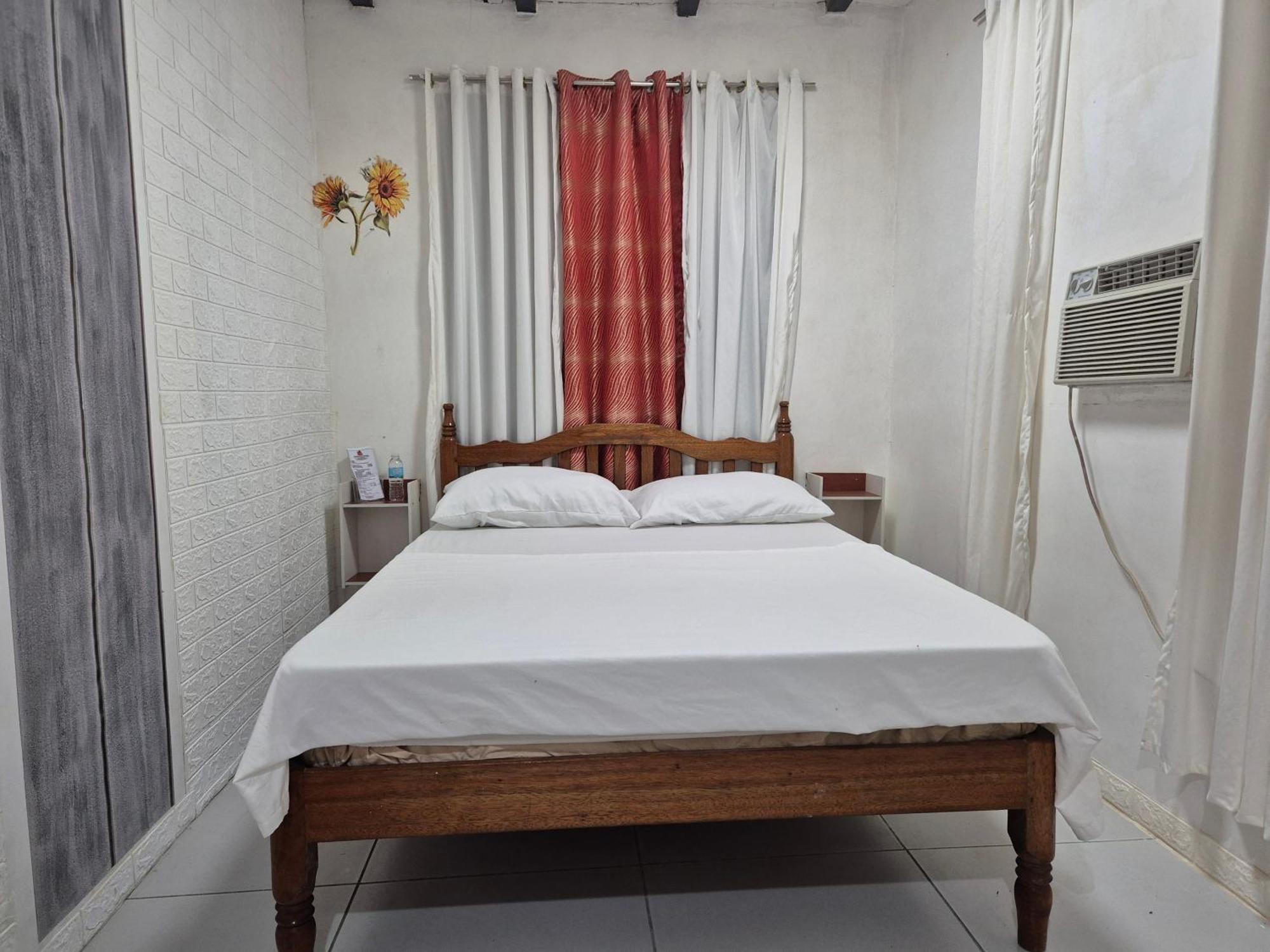 Larmar Bed And Breakfast Puerto Princesa Exteriör bild