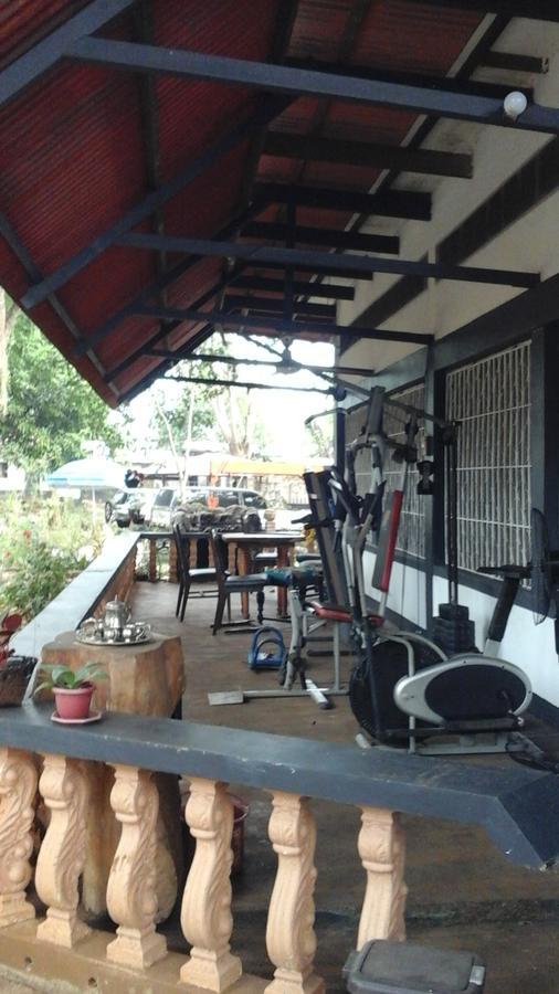 Larmar Bed And Breakfast Puerto Princesa Exteriör bild